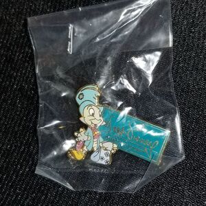 Disney Jiminy Cricket Pin Rags 2003 WDCC Membership Pin 10th 18932 Pinocchio